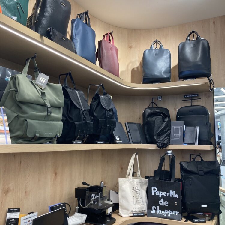 モレスキンリュック