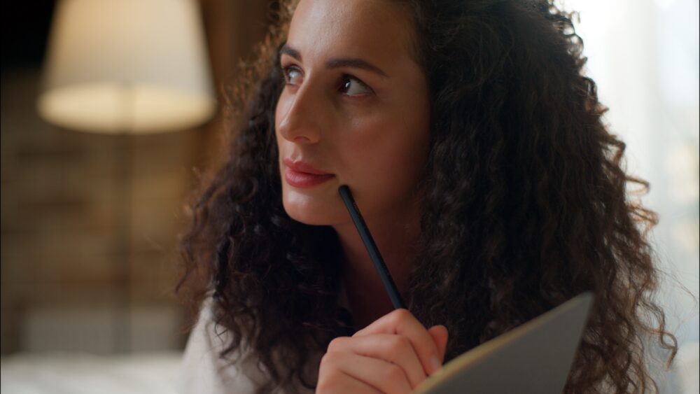 できるだけ映像が浮かぶくらい具体的に書く